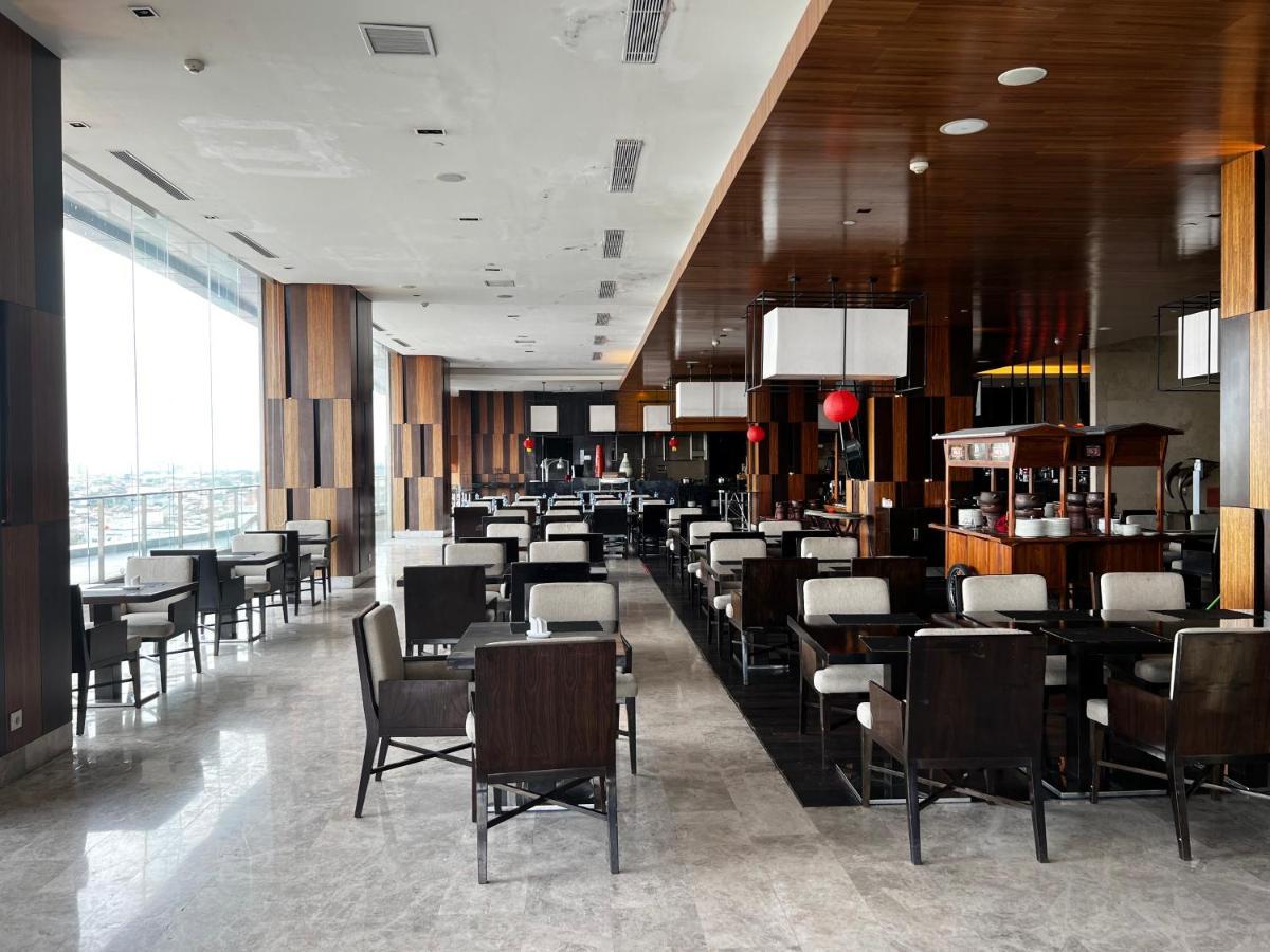 Po Hotel Semarang Kültér fotó