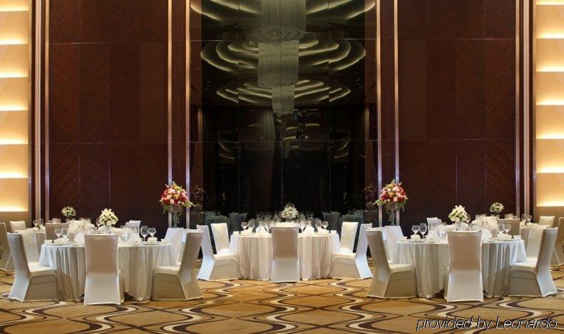 Po Hotel Semarang Étterem fotó
