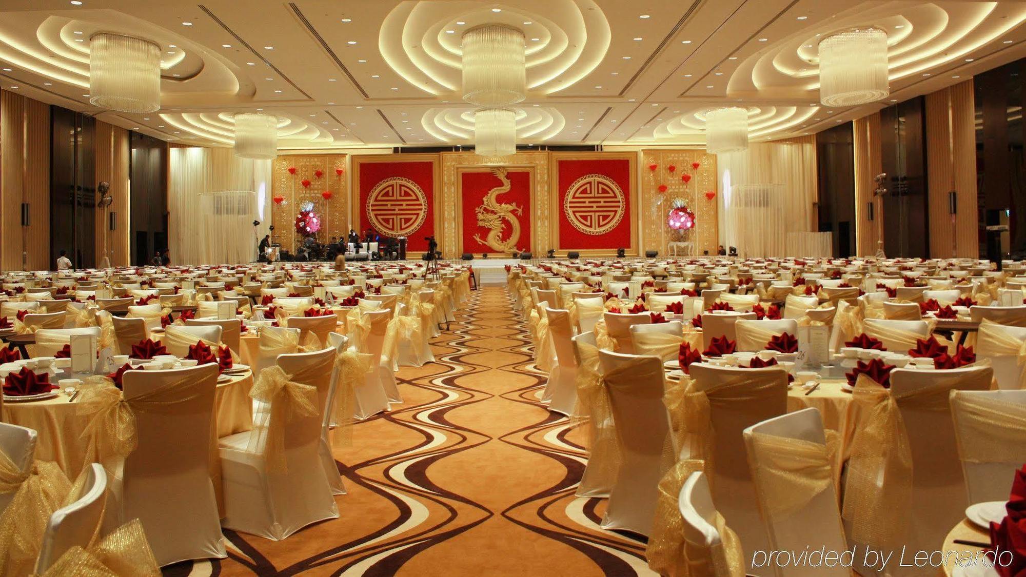 Po Hotel Semarang Kültér fotó